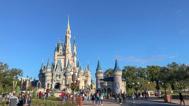 Disney Travel Tips - Let's Travel Family